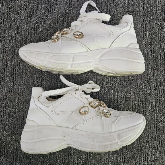 ✨️STEVE MADDEN MARYANNA WHITE CHUNKY SNEAKERS SIZE 6✨️ - Picture 6 of 9